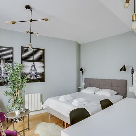 Charmant Studio Au Coeur De Paris Pour 2 Personnes By Weekome Exteriör bild