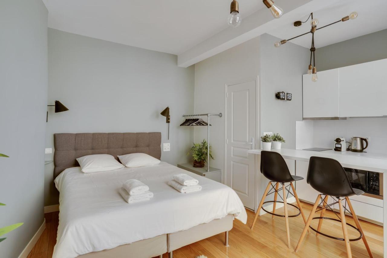 Charmant Studio Au Coeur De Paris Pour 2 Personnes By Weekome Exteriör bild